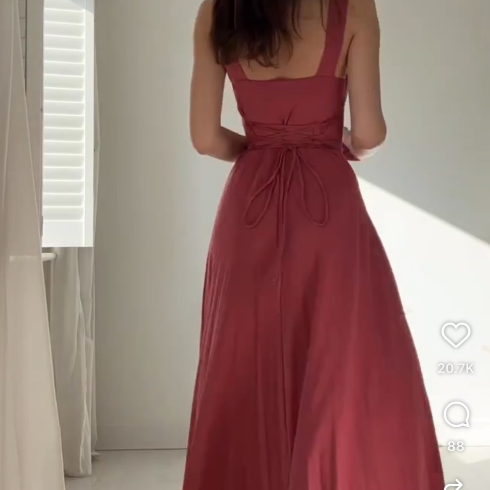 Aym studio Audrey Midi dress in Organic Bamboo - Picture 3 of 5
